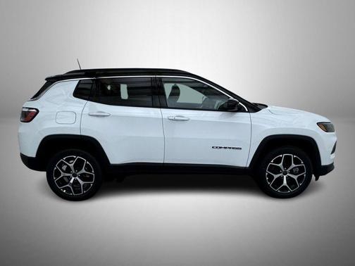 Bright White Clearcoat 2026 Jeep Compass Limited