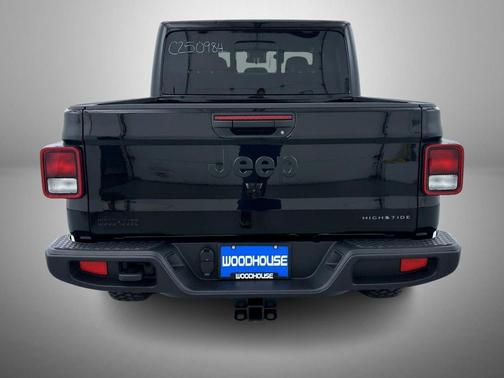 2025 Jeep Gladiator High Tide