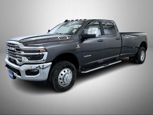 2026 RAM 3500 Laramie Crew Cab 4x4 8' Box