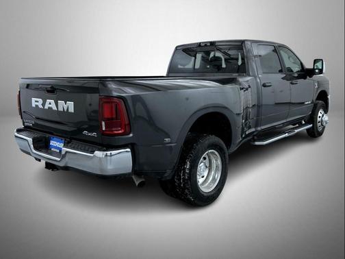 2026 RAM 3500 Laramie Crew Cab 4x4 8' Box