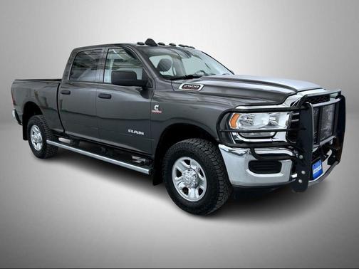 2019 RAM 2500 Tradesman Crew Cab 4x4 6'4' Box
