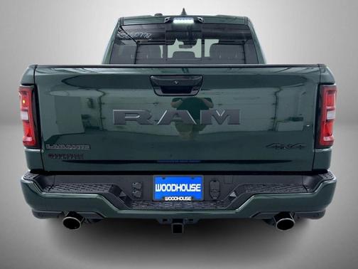 Serrano Green Metallic 2026 RAM 1500 Laramie