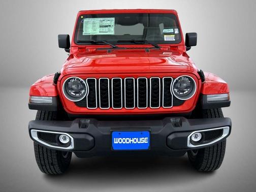 Firecracker Red Clearcoat 2026 Jeep Wrangler 4-Door Sahara 4x4