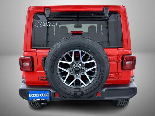 Firecracker Red Clearcoat 2026 Jeep Wrangler 4-Door Sahara 4x4