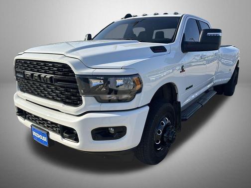 2024 RAM 3500 Big Horn Crew Cab 4x4 8' Box