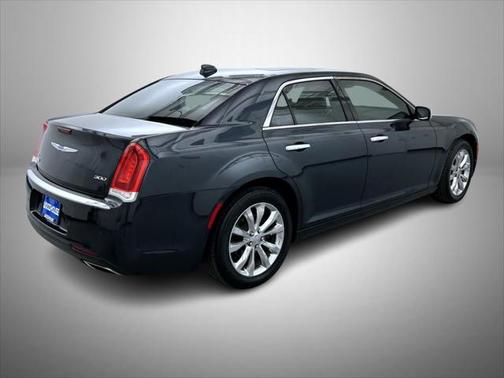 2018 Chrysler 300 Limited