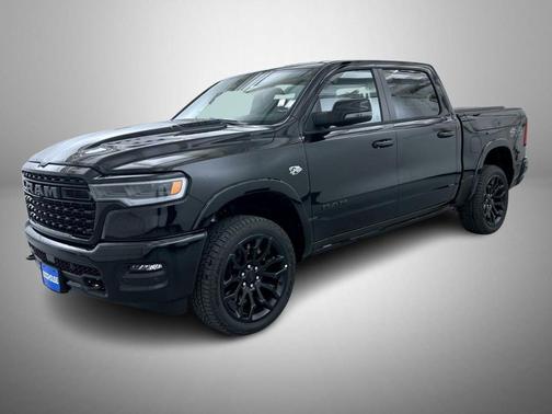 Diamond Black Crystal Pearlcoat 2026 RAM 1500 Limited
