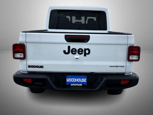 2025 Jeep Gladiator High Tide