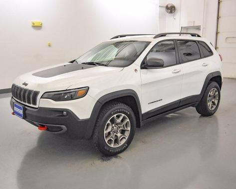 Photo 1 of 26 of 2020 Jeep Cherokee Trailhawk