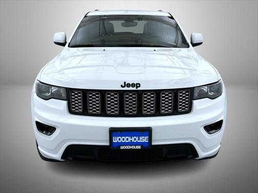 2022 Jeep Grand Cherokee Laredo