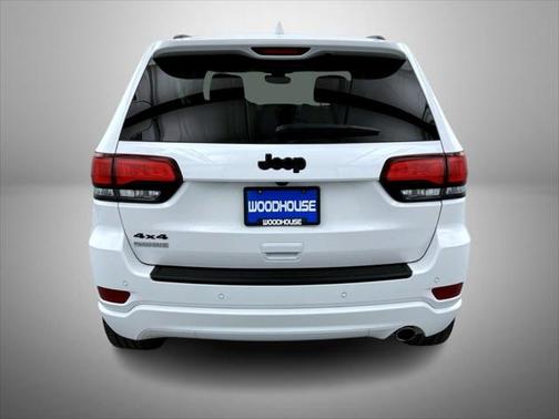 2022 Jeep Grand Cherokee Laredo