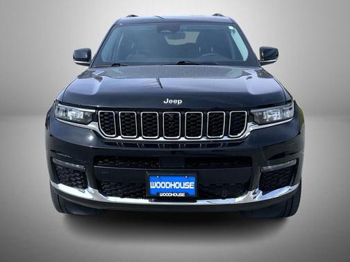 Diamond Black Crystal Pearlcoat 2023 Jeep Grand Cherokee L Limited