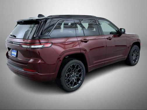 velvet red pearlcoat 2026 Jeep Grand Cherokee Summit