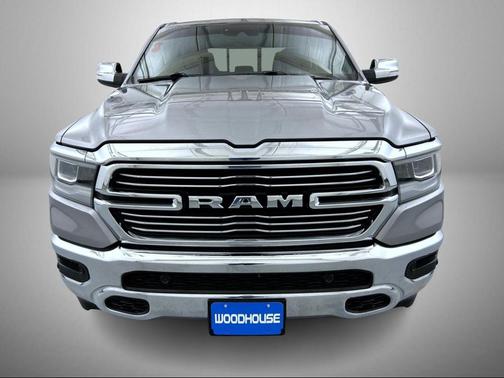 Billet Silver Metallic Clearcoat 2022 RAM 1500 Laramie
