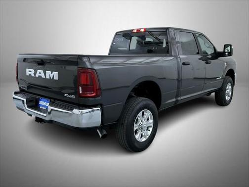2025 RAM 2500 Big Horn Crew Cab 4x4 6'4' Box