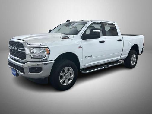 2023 RAM 2500 Big Horn Crew Cab 4x4 6'4' Box