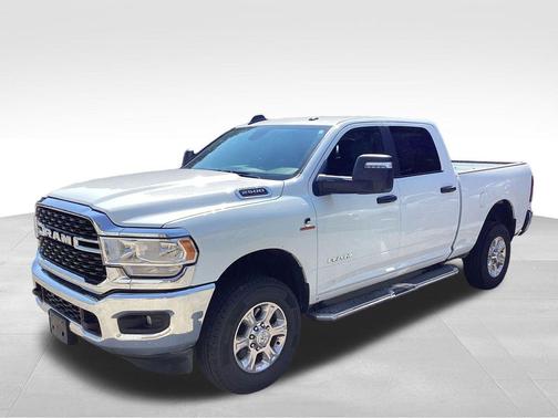 2023 RAM 2500 Big Horn Crew Cab 4x4 6'4' Box