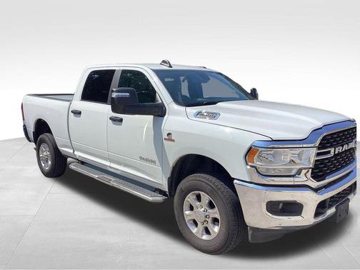 2023 RAM 2500 Big Horn Crew Cab 4x4 6'4' Box
