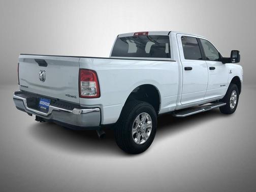 2023 RAM 2500 Big Horn Crew Cab 4x4 6'4' Box