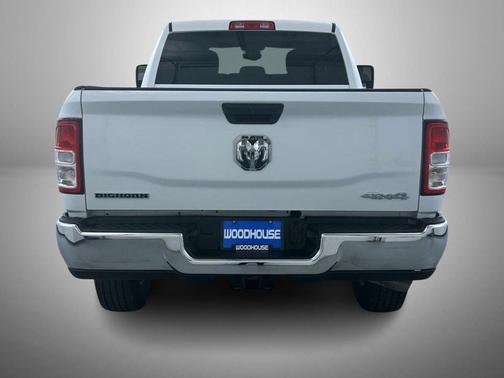 2023 RAM 2500 Big Horn Crew Cab 4x4 6'4' Box