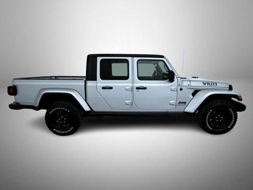 2022 Jeep Gladiator Willys 4x4