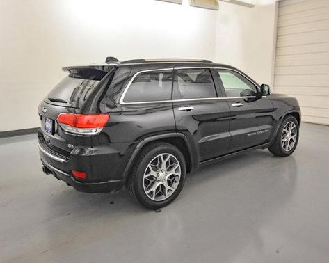 Photo 5 of 25 of 2020 Jeep Grand Cherokee Overland