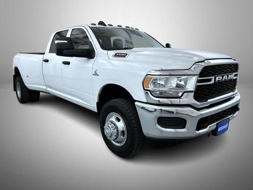 Bright White Clearcoat 2023 RAM 3500 Tradesman Crew Cab 4x4 8' Box