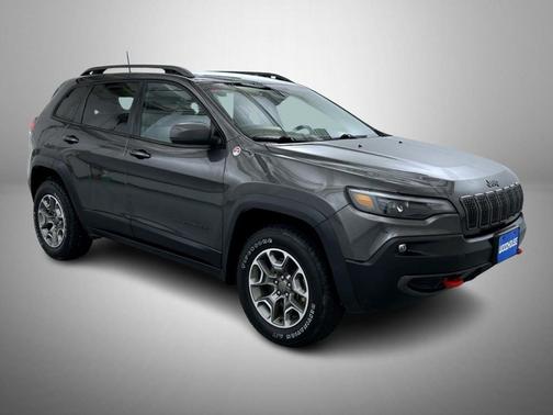 Granite Crystal Metallic Clearcoat 2021 Jeep Cherokee Trailhawk