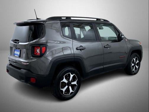 Granite Crystal Metallic Clearcoat 2019 Jeep Renegade Trailhawk