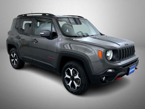 Granite Crystal Metallic Clearcoat 2019 Jeep Renegade Trailhawk