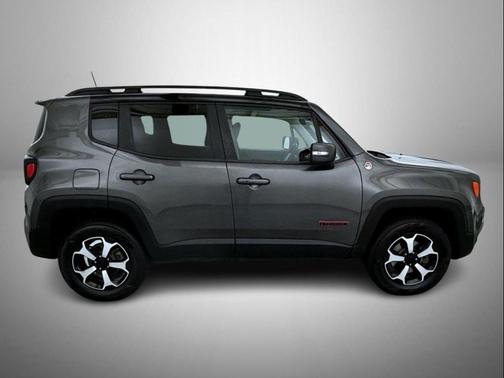 Granite Crystal Metallic Clearcoat 2019 Jeep Renegade Trailhawk