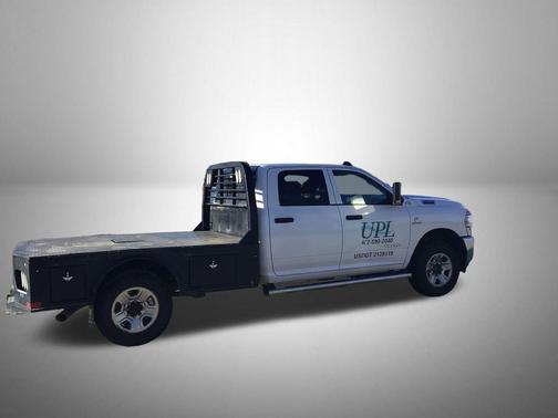 2019 RAM 2500 Tradesman Crew Cab 4x4 8' Box