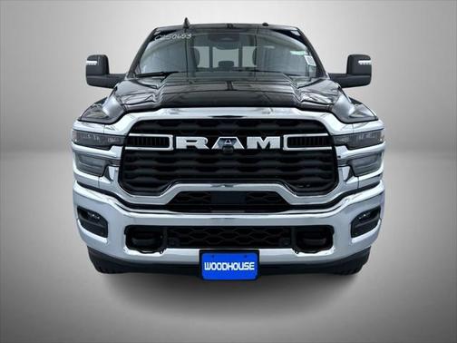 2025 RAM 2500 Big Horn Crew Cab 4x4 6'4' Box
