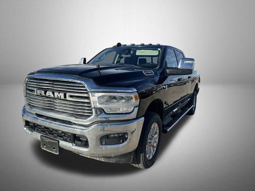 2023 RAM 2500 Laramie Crew Cab 4x4 6'4' Box