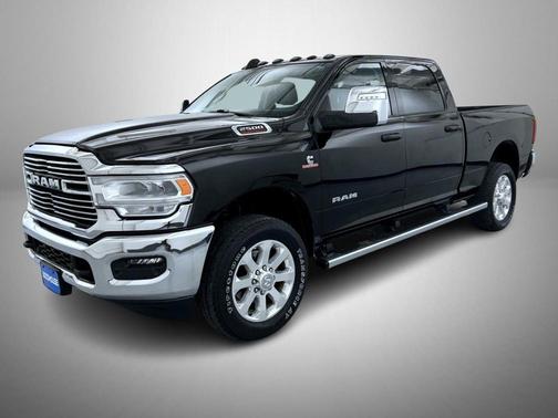 2023 RAM 2500 Laramie Crew Cab 4x4 6'4' Box