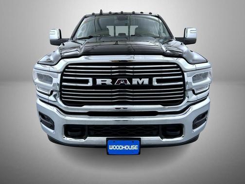 2023 RAM 2500 Laramie Crew Cab 4x4 6'4' Box