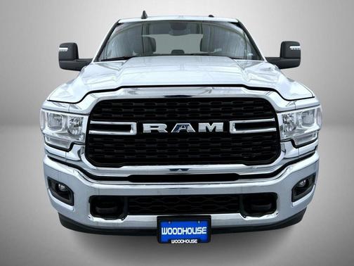 2023 RAM 2500 Big Horn Crew Cab 4x4 6'4' Box