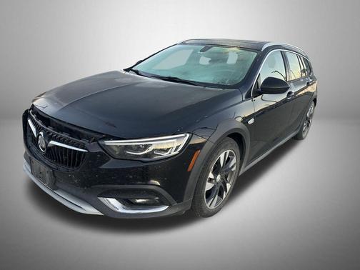 2018 Buick Regal TourX Essence