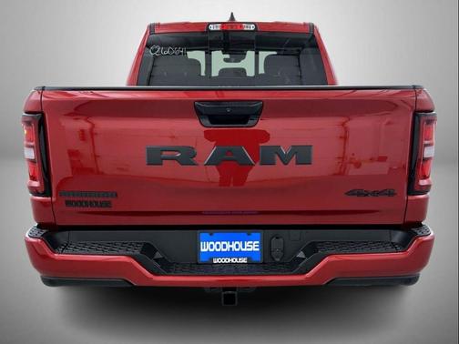 Molten Red Pearlcoat 2026 RAM 1500 Big Horn/Lone Star