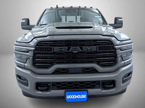 Ceramic Gray Clearcoat 2026 RAM 3500 Laramie Crew Cab 4x4 8' Box