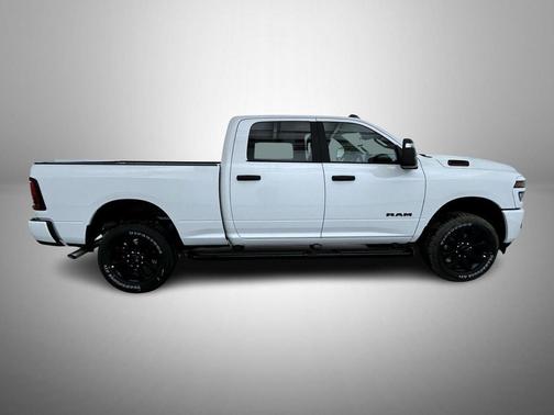 2026 RAM 2500 Big Horn Crew Cab 4x4 6'4' Box