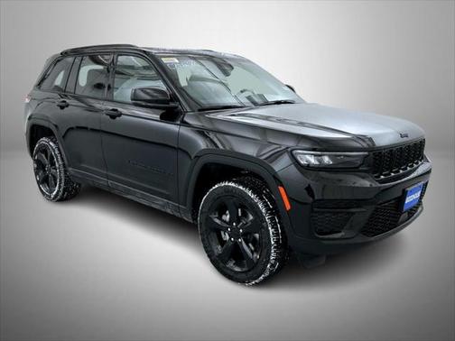 2025 Jeep Grand Cherokee Altitude