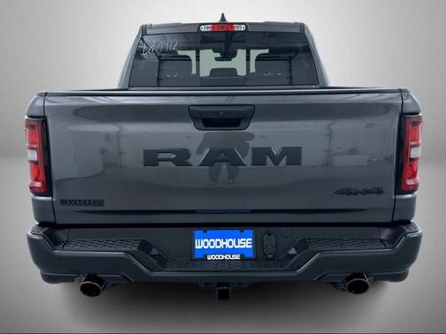 2026 RAM 1500 Warlock Crew Cab 4x4 5'7' Box