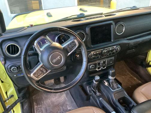 2022 Jeep Wrangler Unlimited 4xe Sahara