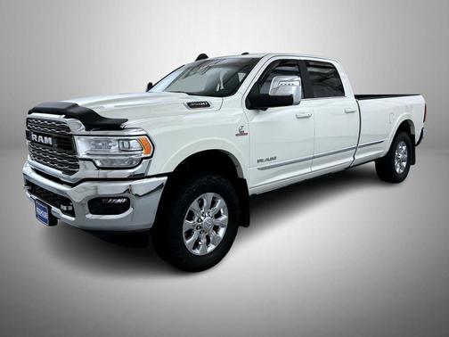 2024 RAM 3500 Limited Crew Cab 4x4 8' Box