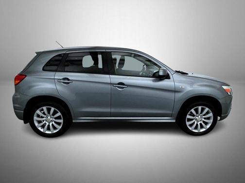 2011 Mitsubishi Outlander Sport SE