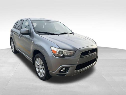 2011 Mitsubishi Outlander Sport SE