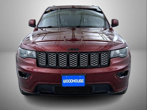 2022 Jeep Grand Cherokee Laredo