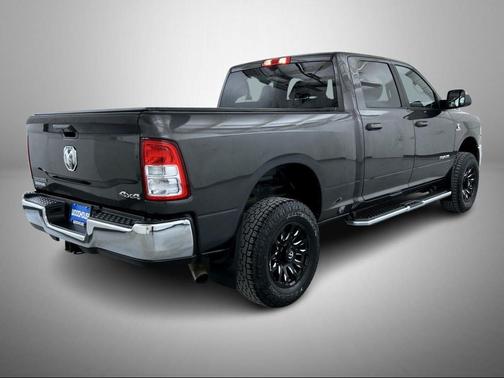 2021 RAM 2500 Big Horn Crew Cab 4x4 6'4' Box