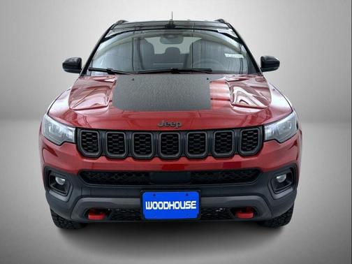 Red Hot Pearlcoat 2026 Jeep Compass Trailhawk